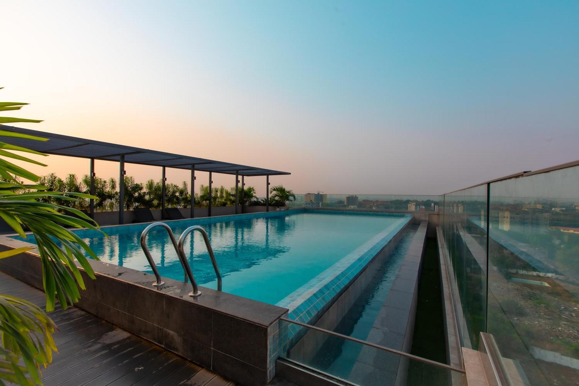 אקרה 7 Minutes From The Airport - Chic Studio מראה חיצוני תמונה